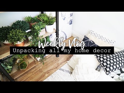 Bathroom Update & Unpacking all my decor! || Weekly Vlog #19