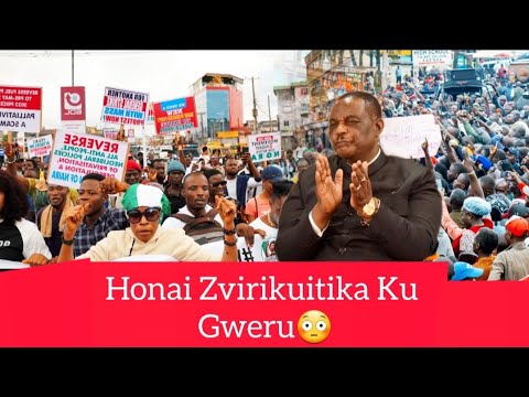 Zimbabwe Vice President Constantino Chiwenga and President Emmerson Mnangagwa