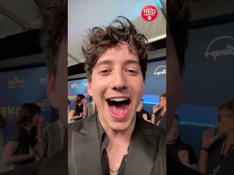 Pass the phone... but make it "Zombies 4" premiere edition! 📲 🎥 🧟