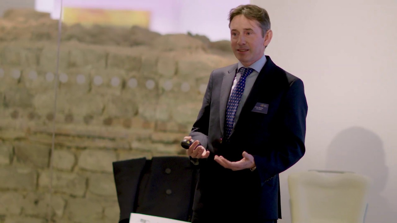 What challenges do in-house lawyers face?