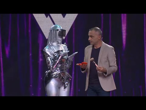 Women's Club 199 - ԲԱՑՈՒՄ (ՌՈԲՈՏԸ ՇՓՎՈՒՄ Է ԱՂՋԻԿՆԵՐԻ ՀԵՏ)