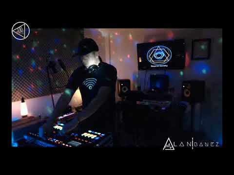 Beyond Society Radio Show #11 (Kontrol S8 Traktor)