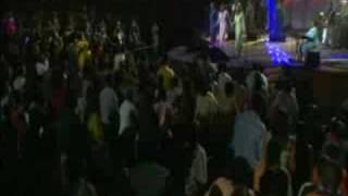 Livin&#39;--The Clark Sisters (LIVE IN DENVER!!)