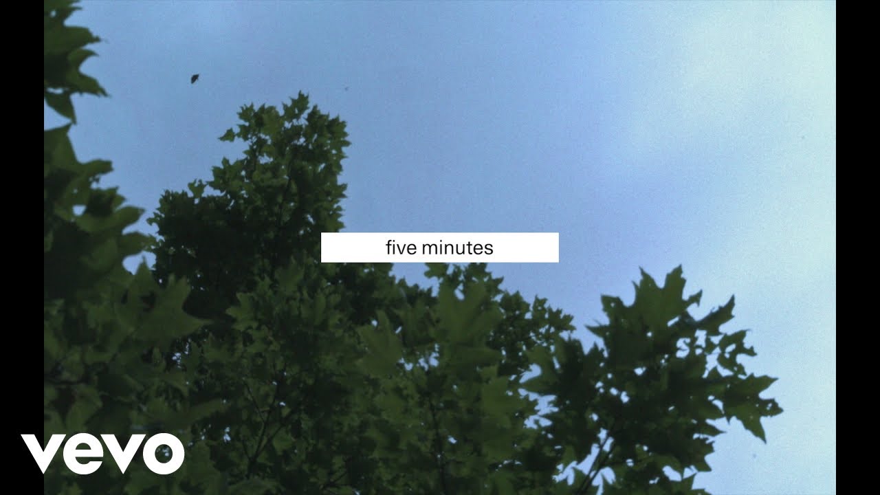 Chelsea Cutler - five minutes