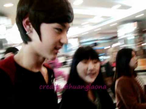 [Fancam] Nu'est leaving Kiss The Radio show 120329