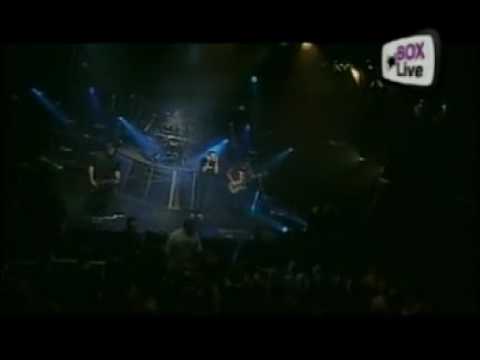 11. Staind- Me Live Grunspan Hamburg Germany 20 08 01