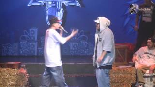 Dtoke vs Moebius -  4 Cuartos Batalla de los Gallos Red Bull 2013  Argentina - Radio Doble HH