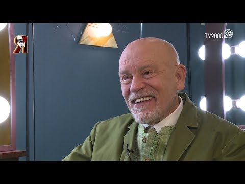 Retroscena, 21 dicembre 2021 - John Malkovich e il musical "Mamma mia!"