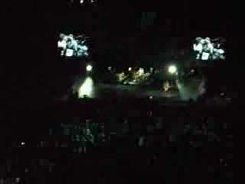 Red Hot Chili Peppers - Intro/"Can't Stop" LIVE 01-26-07