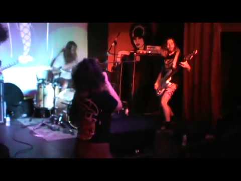 Cocaine Piss - Fake tears @ Rock Beer The New