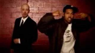 The Living Legends - That Looks Good