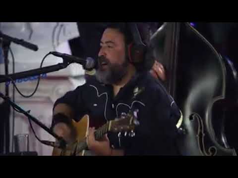 Videoclip de Oleré Y Oleré Y Oleré El UHU (MTV Unplugged) — Molotov