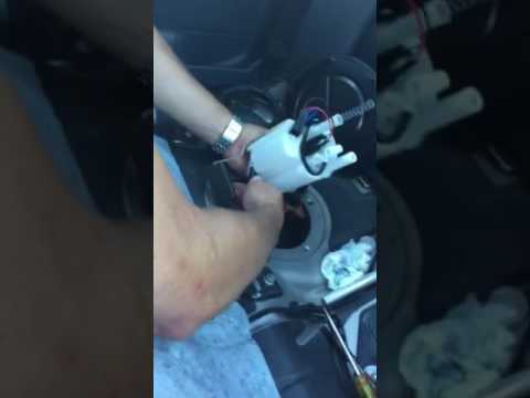Mercedes 2003 C230 fuel pump replacement