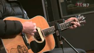 Brett Dennen - &quot;When We Were Young&quot; - KXT Live Sessions
