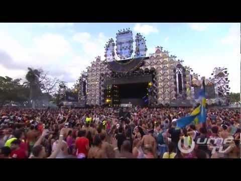 Sander van Doorn playing 'Into The Light' live @ Ultra Music Festival 2013