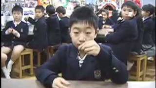 Teaching Spoon Bending (Lesson 3, Yokohama Yamate Chinese School, 2006)