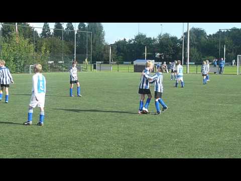 TAVV-Kamerik E1 Mike scoort