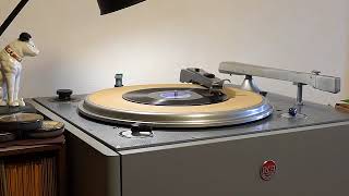 It Ain't Right / Dick McDonough and his Orchestra