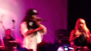 Melanie Fiona performs &#39; Cold Piece &#39; live at EOS Roc Nation Concert in NYC