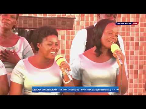 Nkumbuye Song performance ~ The Living voices ft Ababimbuzi from Rwanda at Nyahanga Campmeeting