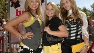 Shoot the Moon- Clique Girlz