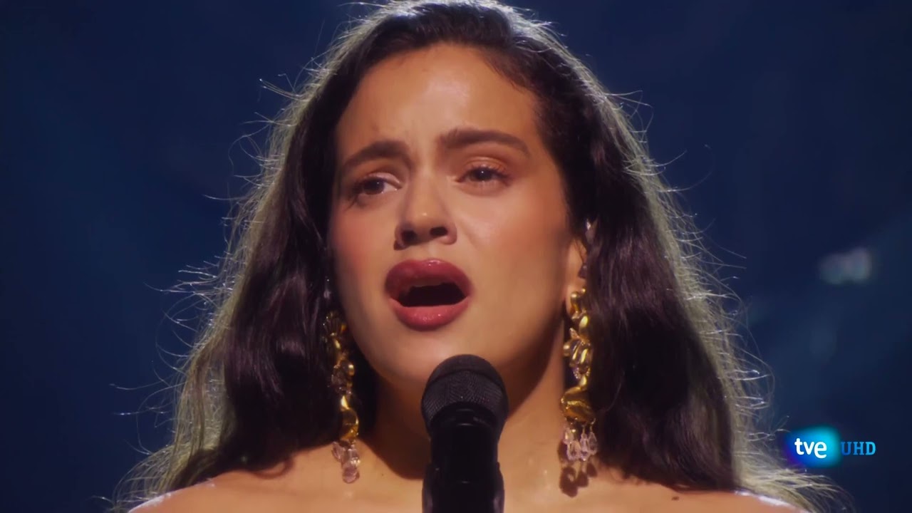 Rosalía - Se Nos Rompió El Amor (Latin Grammy 2023 Sevilla)