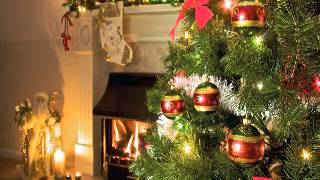 Christmas songs - Christmas Wrapping- Miranda Cosgrove w lyrics