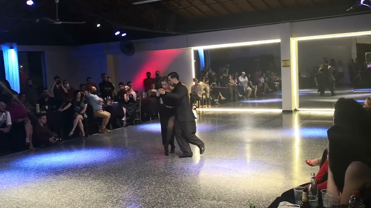 Noelia Hurtado y Juan David Vargas - Patético Osvaldo Pugliese