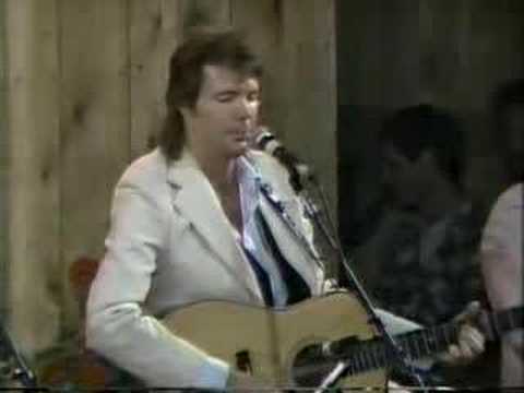 Harley Allen/Mike Lilly - She's Country