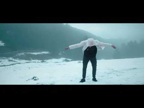 CRIE930 - MADRE NO LLORES (videoclip)