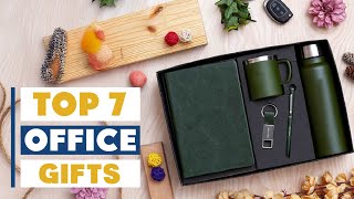 7 Best Office Gifts for Coworkers in 2025