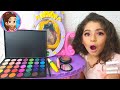 YESLY PRETENDE PINTARSE CON LAS PINTURAS DE SU MAMÁ Maquillaje Para Niñas MakeUp For Girls