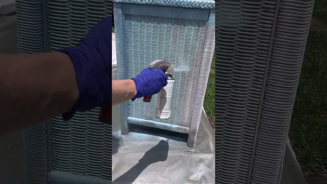 Wicker love❤️ Wicker furniture remains classic and I love finding these pieces