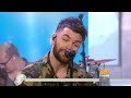 See country singer Dylan Scott perform ‘Hooked’ live