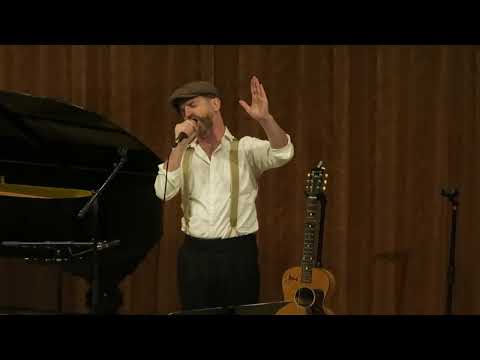 Mathias Malzieu  Petit Palais Paris "la complainte du partisan" en acoustique  23 avril 2022