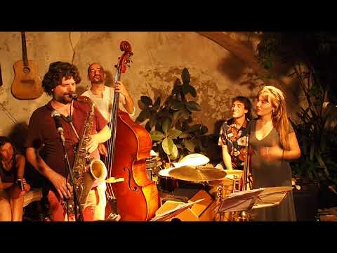 KALEIDOSCOPE feat Rita Payés - Camino del pozo azul