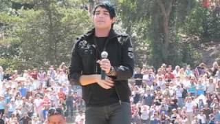 &quot;American Idol&quot; contestant Adam Lambert rocks Mt. Carmel High