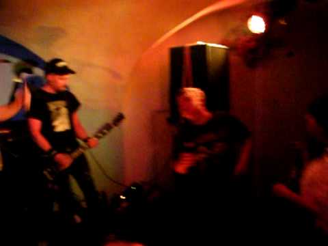 Cafespione - Faustrecht