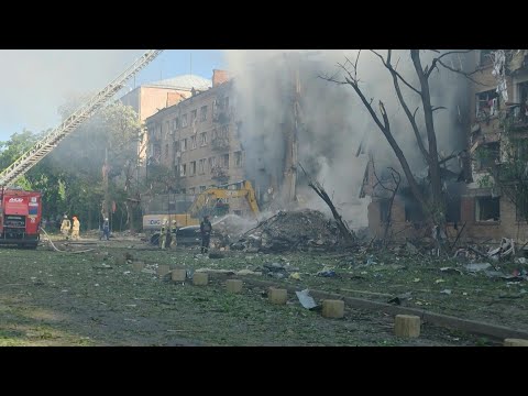 Video Thumbnail: Emergency services at site of Russian strike on Ukrainian capital | AFP