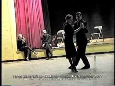  Andrea Misse  and  Leandro Palou  are  dancing  to  the  tango  "  Café Domínguez  "