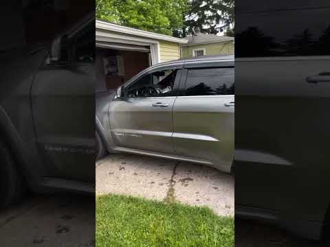 SRT8 JEEP NITROUS PURGE‼ #srt #jeep #racing #shorts #explorepage