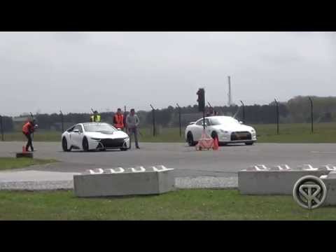DRAG RACE: BMW I8 VS NISSAN GTR