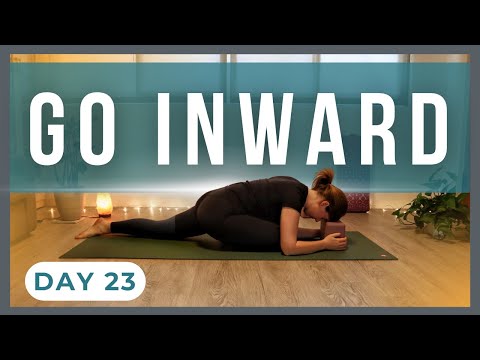 Yin Yoga To Go Inward & Relax | 30-Min Bedtime Yin Yoga Challenge Day 23