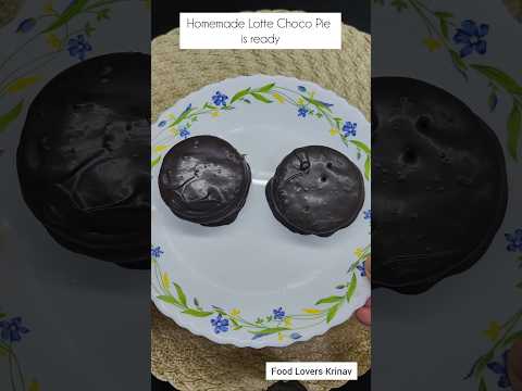 Homemade Lotte Choco Pie #shorts #youtubeshorts #pie #chocopie #lottechocopie #dessert #easyrecipe