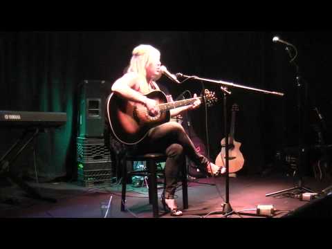 Killing Me Softly Acoustic Cover - Amanda Schoedel