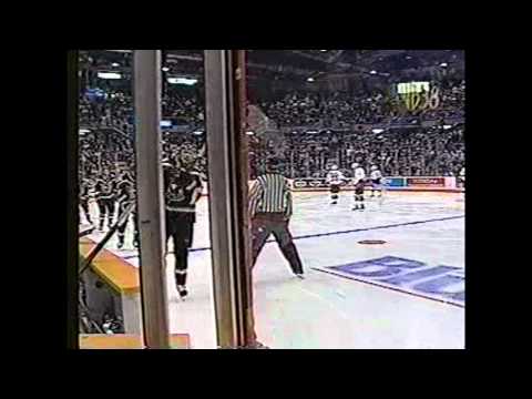 2001 Calder Cup Finals Jason MacDonald Goal Game 1