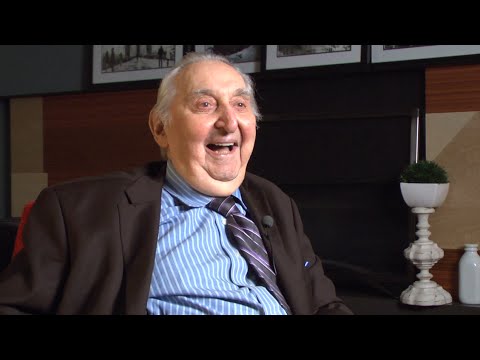 Ikh Bin a "Boarder" bay Mayn Vayb: Fyvush Finkel