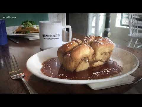 How much do restaurants mark up wine bottles?