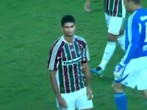 2º Gol do Bahia - Contra (Gum) (Bahia 3x0 Fluminense / Série A 2011 - 24ª Rodada)