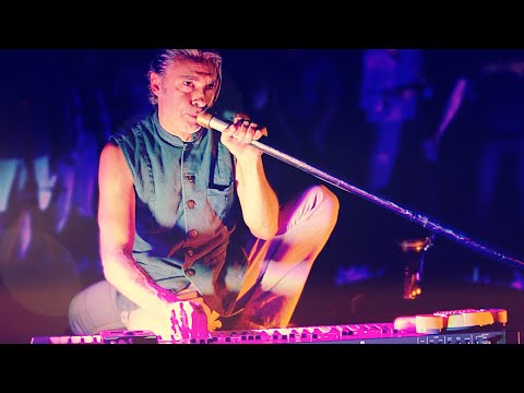 Insane Live Looping Melodic Techno with Juno 106 & Didjeridoo: Berlin Sound Sets the Party Ablaze